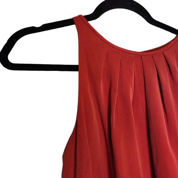 Theory red silk racer back flowy tank size medium - Picture 3 of 7